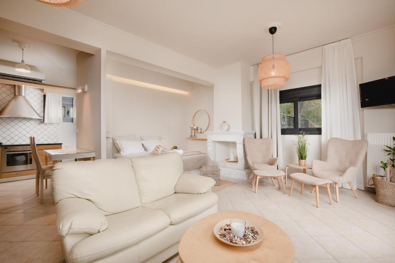 Orraon Lux Aparts Preveza Buitenkant foto