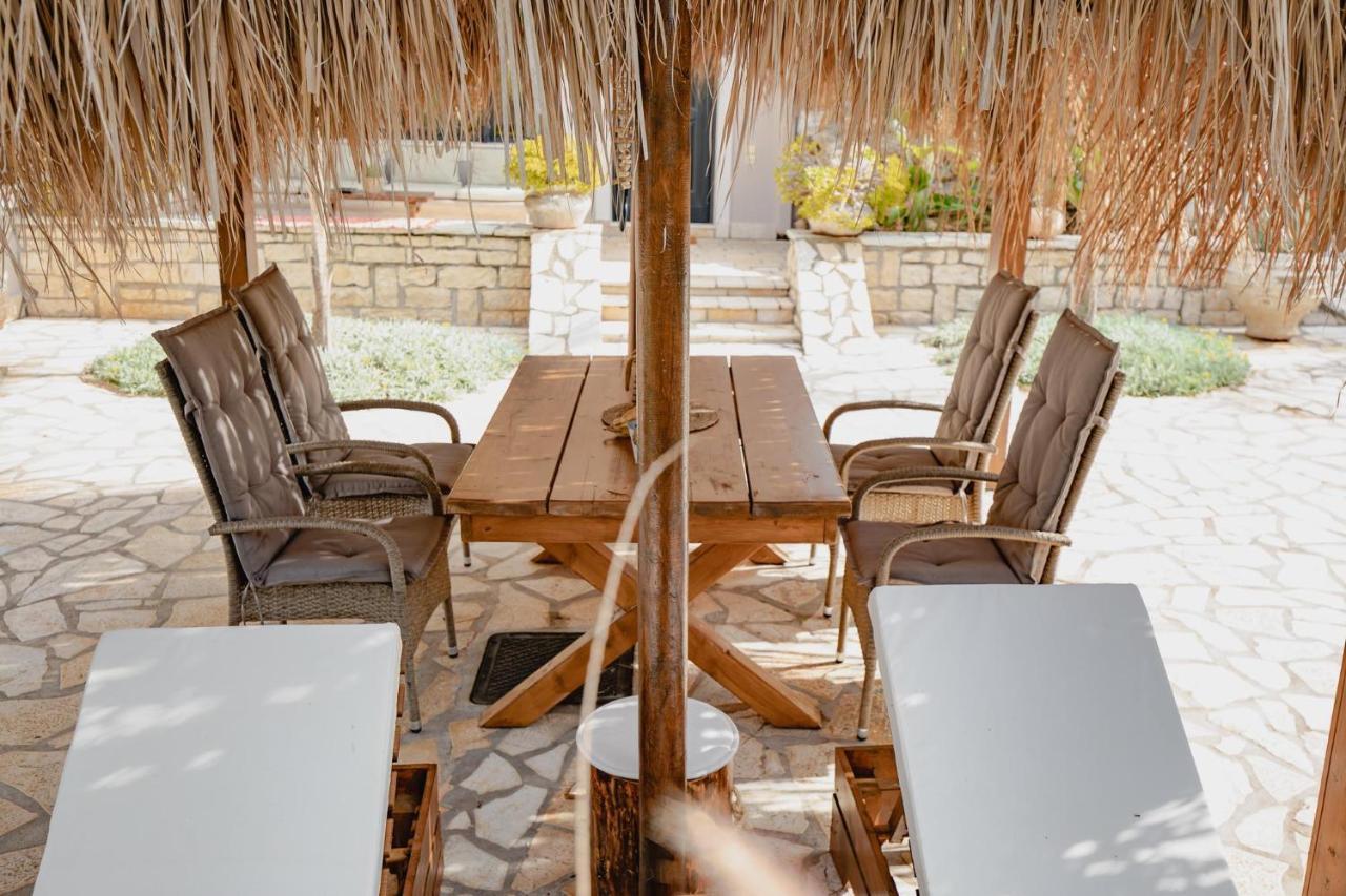 Orraon Lux Aparts Preveza Buitenkant foto